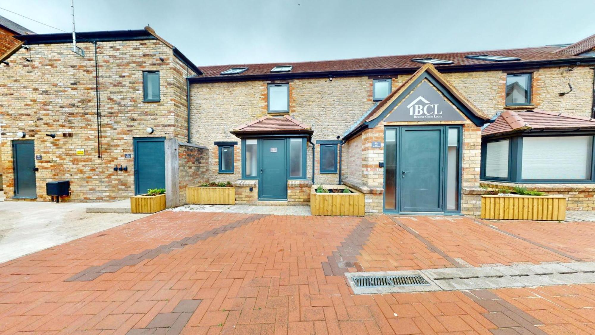 Bicester Court ภายนอก รูปภาพ